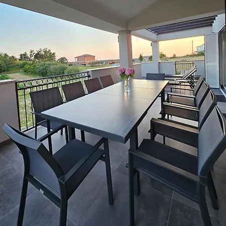 Gidas Retreat - Family With Gym, Hot Tub, Bbq Σπίτι διακοπών Radovin
